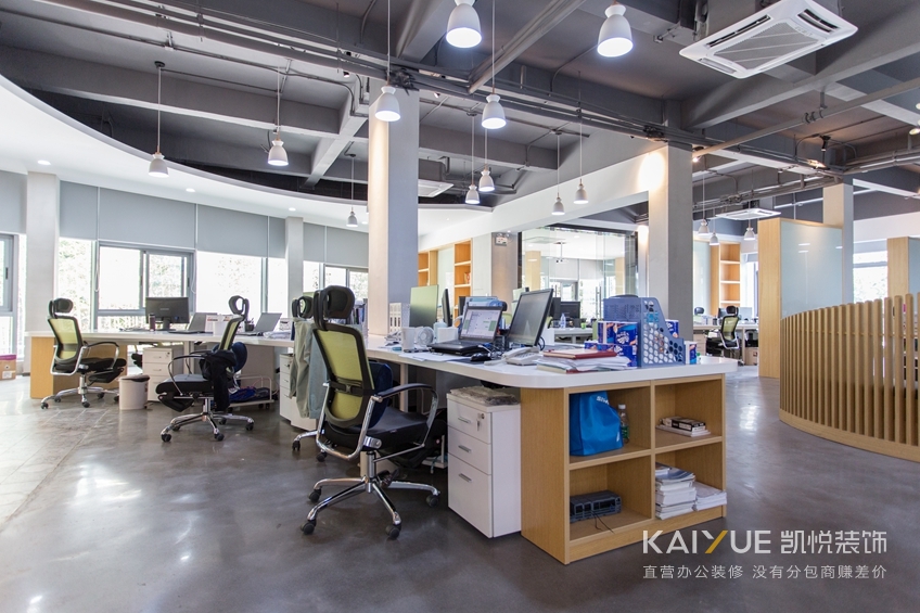 信源物流办公室装修实景图