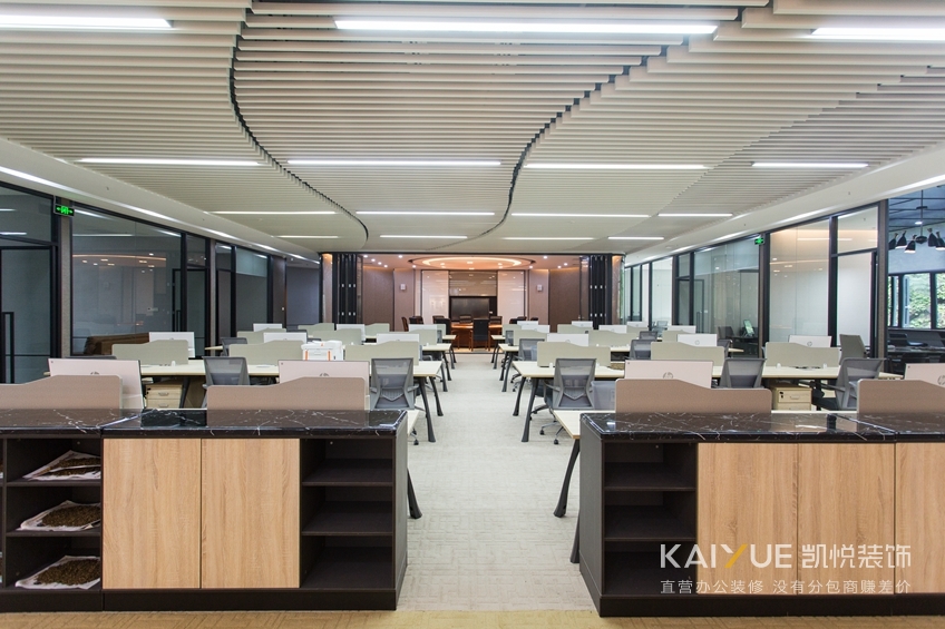 金俪炫办公室装修实景图