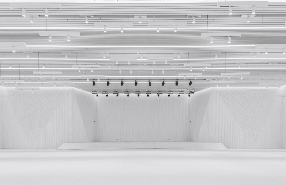 中央美院多功能厅改造