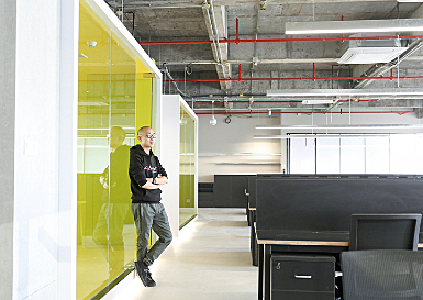 凤翔传奇珠江新城办公室装修实景