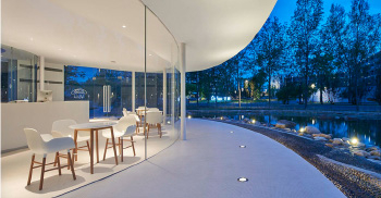 平滑弯曲的咖啡馆—办公室设计分享