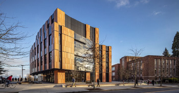 盖茨中心大楼—由广州办公楼装修设计公司分享