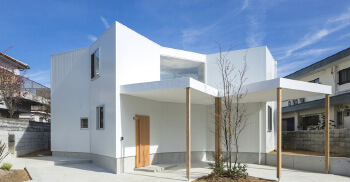 简约系迷宫设计之家—由广州办公楼设计公司分享