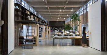 啤酒厂变身车间办公室_广州办公设计