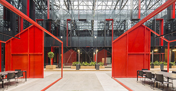 有这样办公楼装修简直置身于大自然