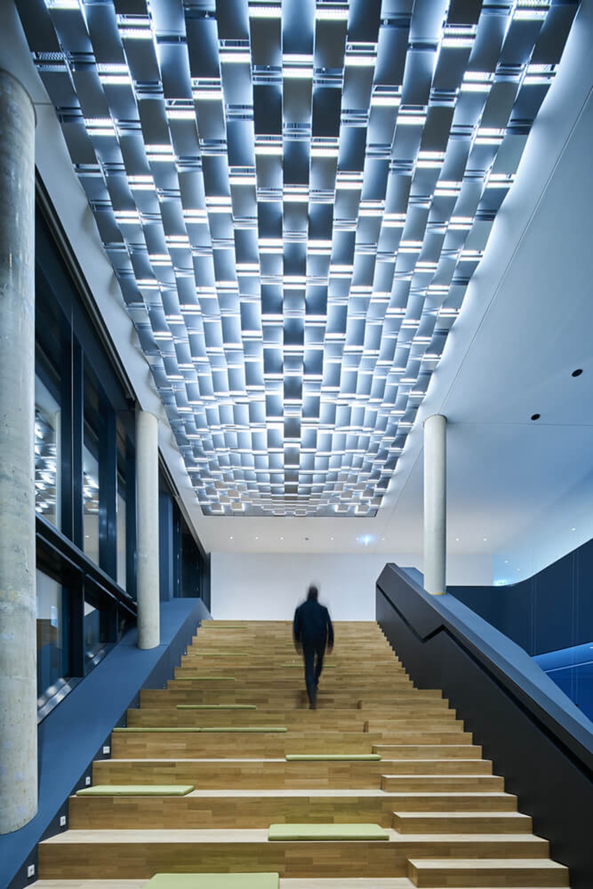 公司办公室 楼梯