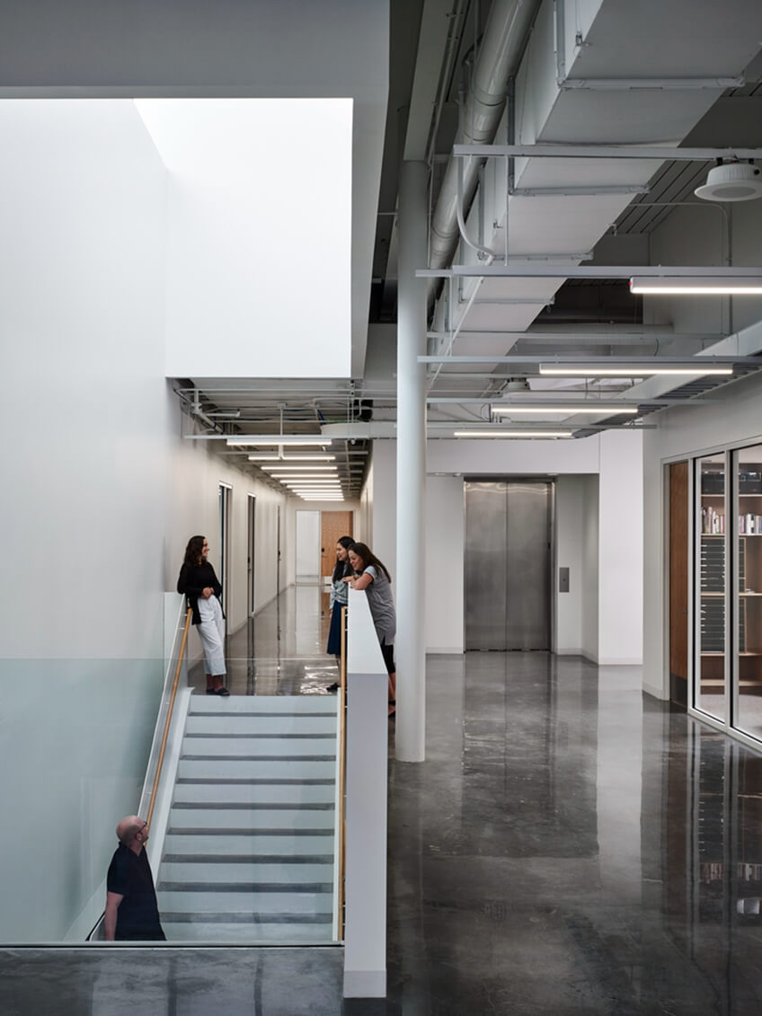 广州装修设计公司 楼梯走道