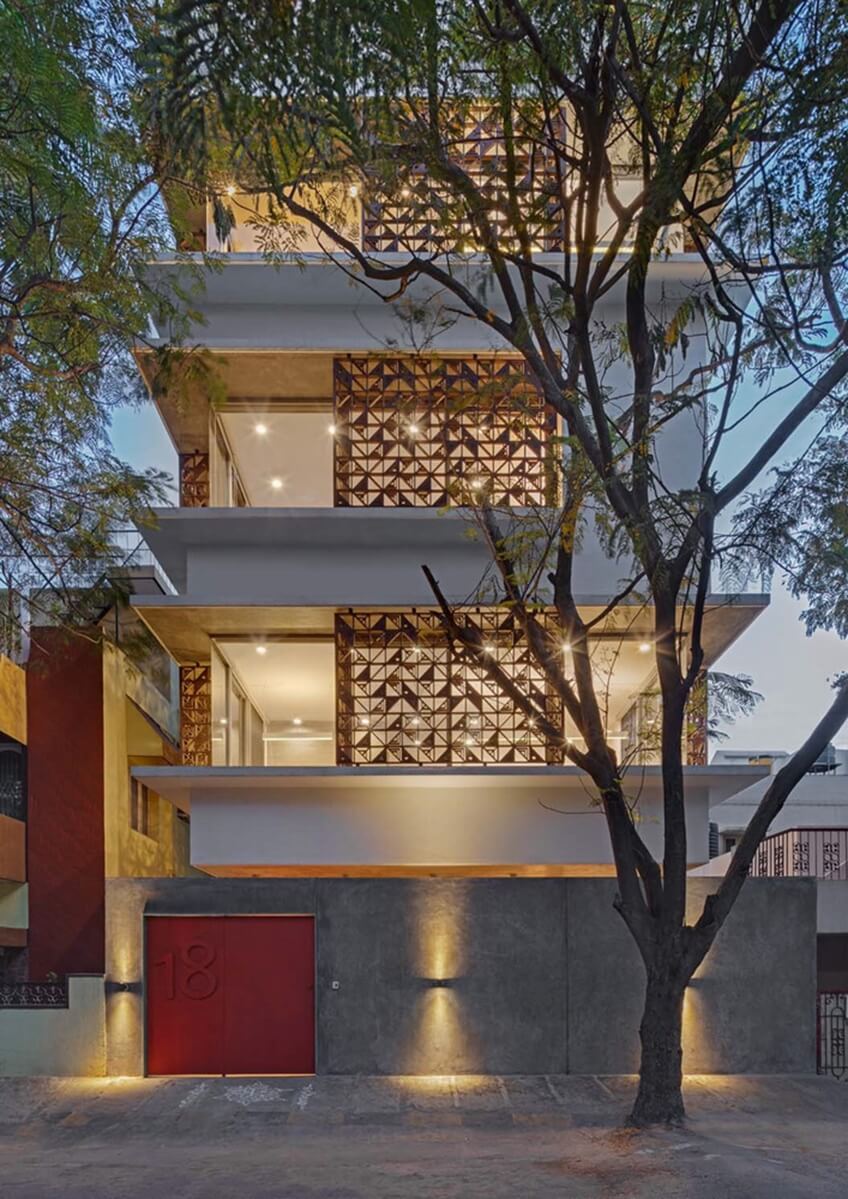 广州办公室装修 建筑夜景