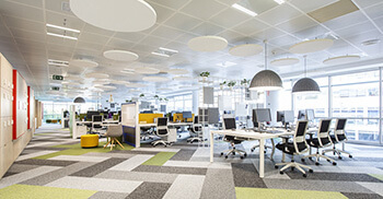 办公装修公司建设宽敞动态多功能空间难吗