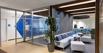 用色彩提升办公环境档次-广州办公室装修