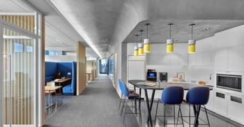 远离传统办公环境-办公大楼装修