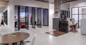 邮局大楼改造灵活多样化空间设计-佛山装修公司