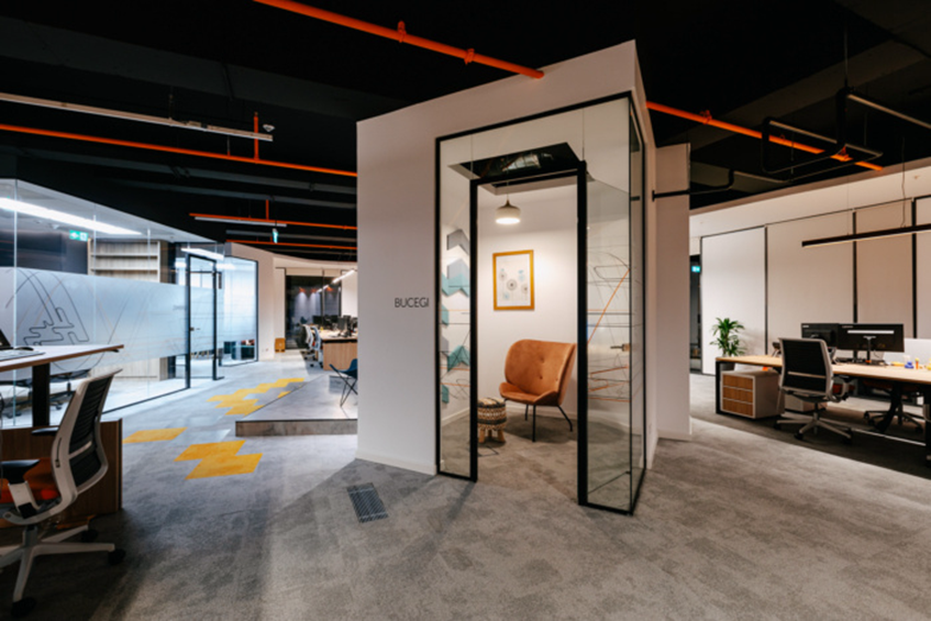 办公室装潢设计创造巧妙以人为本创新文化