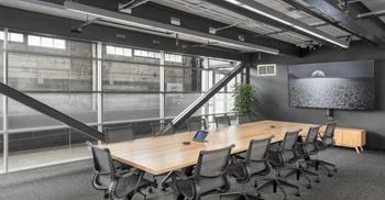 办公空间设计实现企业创造性环境中即兴互动