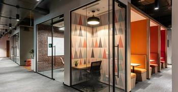 公司办公室装修-孟买多元化构建设计