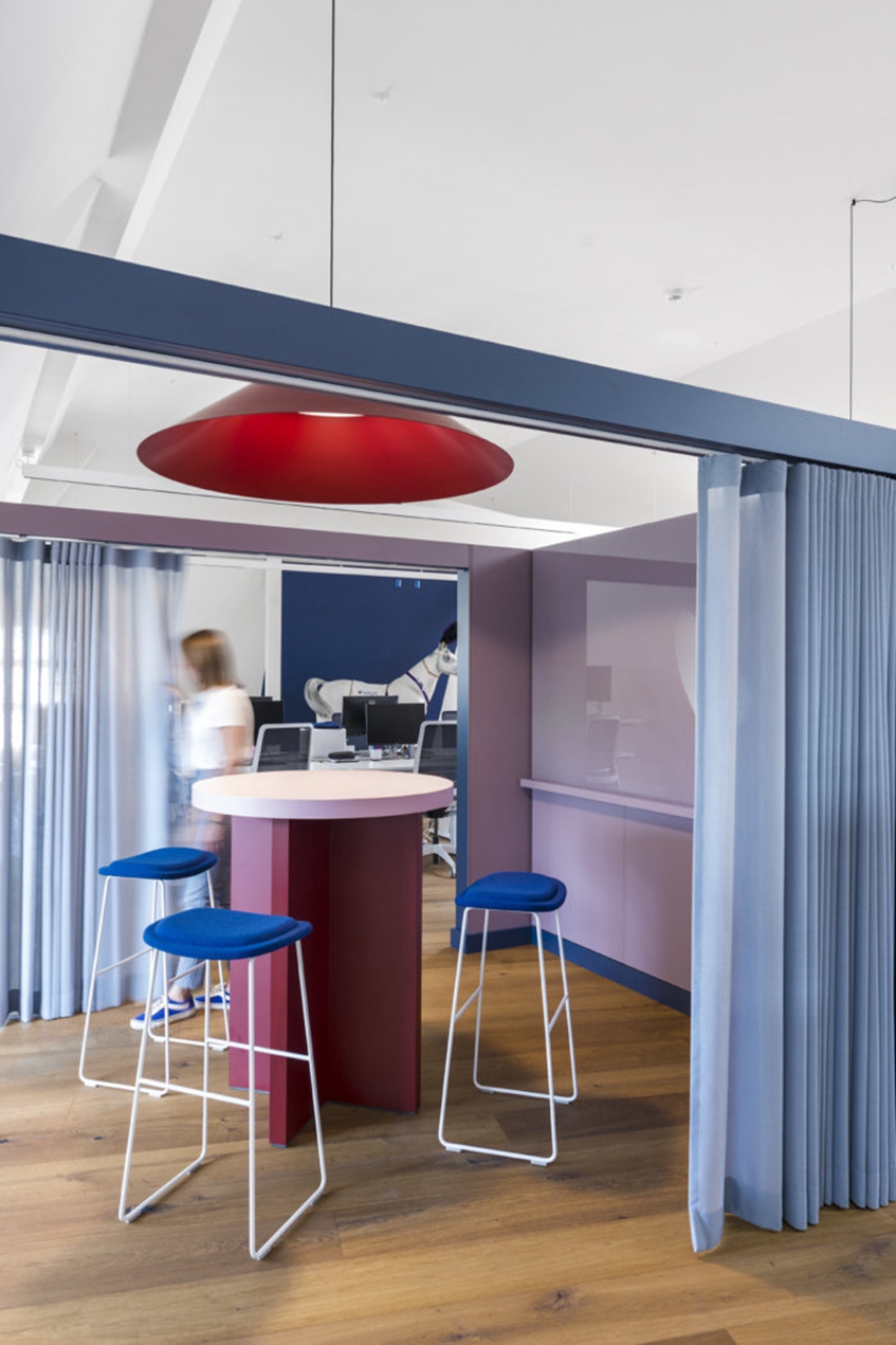 复式办公室装修