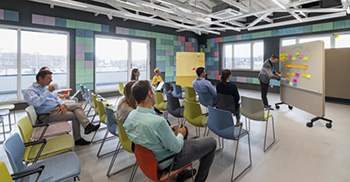 如何将办公室设计装修风格和主题表达出来