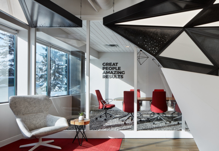 网络办公室装修