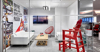 办公装修公司复古现代敞开社交办公空间