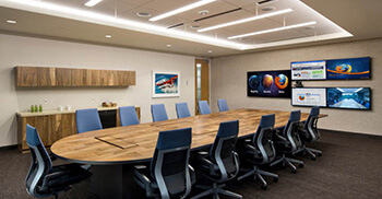 it办公室设计公司总部营造充满激动、透明文化