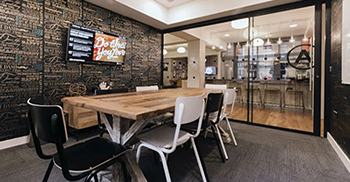 场景式会议办公空间：开放且自由 温馨而雅致