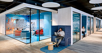 办公室装饰设计丨化身蓝色海洋馆的办公室