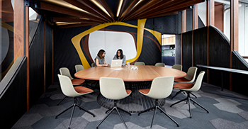 办公室装修设计——将自然景观深加工再现