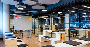 区块链公司的办公室装修风格是怎样的？