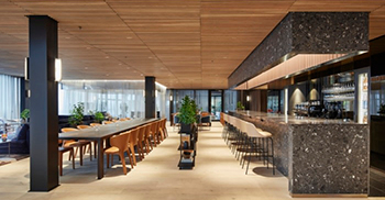 办公室装修向更高透明度和开放性转变 空间散发着稳定和成功