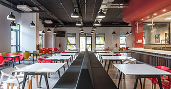 办公楼装修——捕捉木材、石材和玻璃等材料的精髓 辅以客户的企业色彩