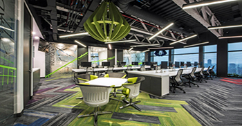 办公室高档装修：灰色在空间中占主导地位 但却并不晦涩