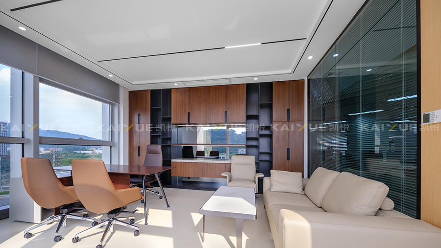 高层办公室.jpg