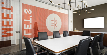 办公室装修设计：浩瀚如烟的图书馆可以打消员工的知识“饥饿”感