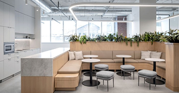 公司办公室设计：曲线贯穿始终 体现了雄心和适应性