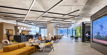 公司办公室设计装修：网格布局使自然光和绿色空间非常方便