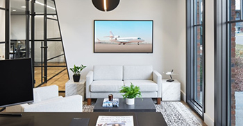 办公室设计装修：以质感和精致为中心 编织地毯增添了柔软的瞬间